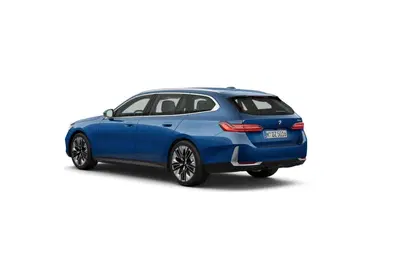 BMW Serie 5 Touring 520d  48V xdrive auto nuova a Moncalieri