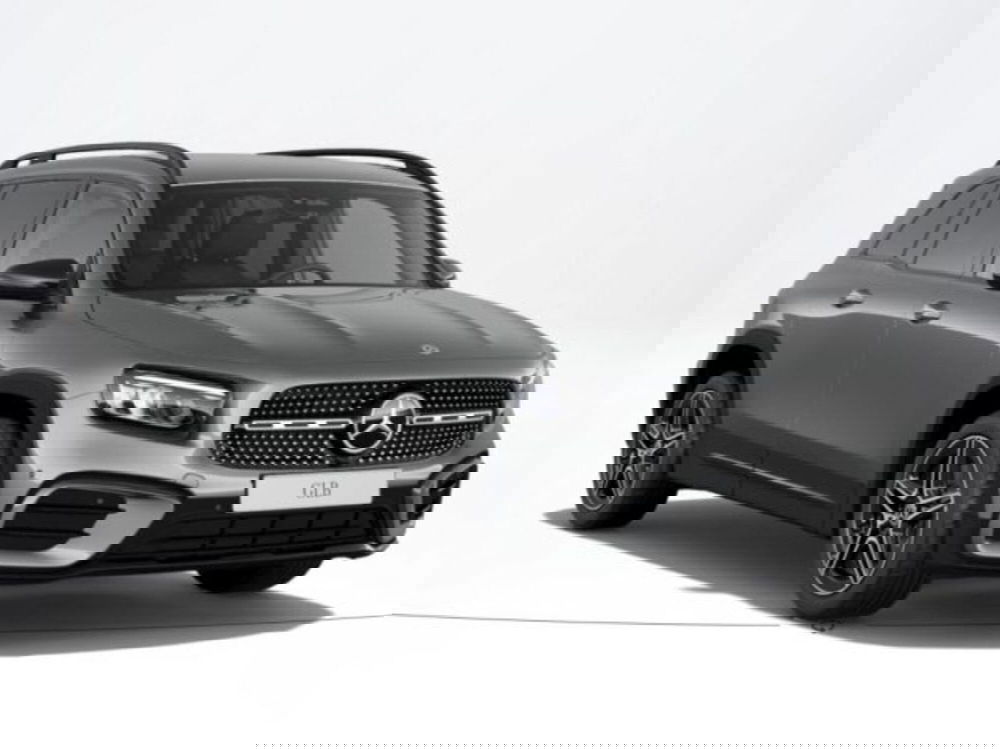 Mercedes-Benz GLB nuova a Verona