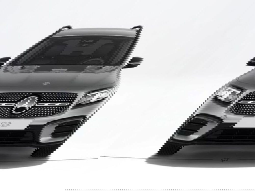 Mercedes-Benz GLB nuova a Verona (3)