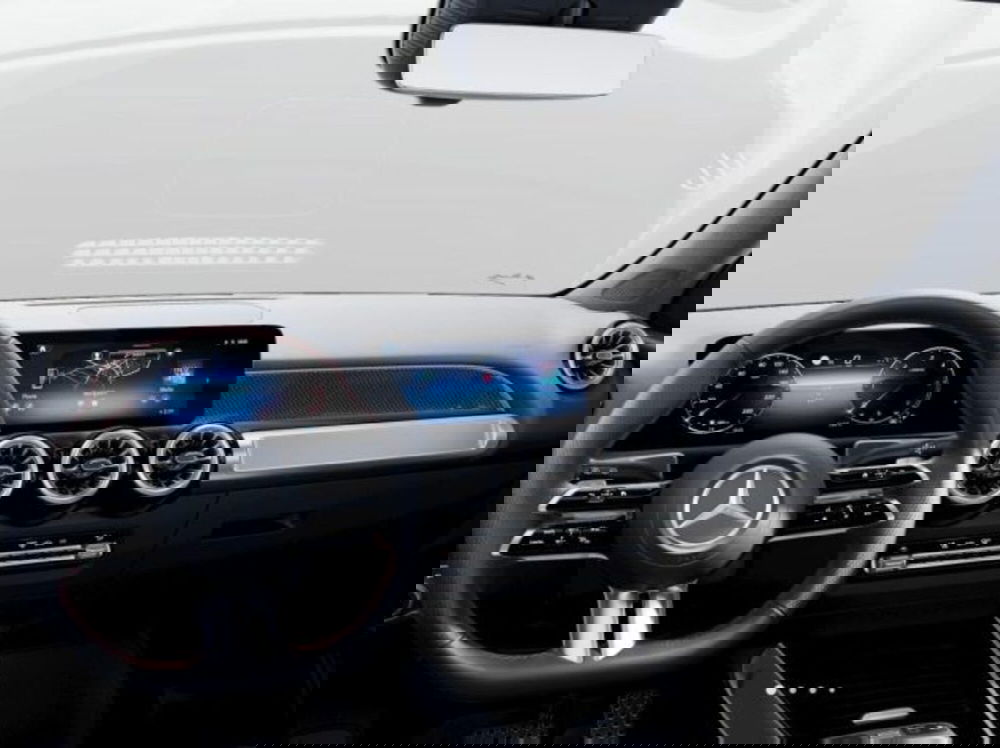 Mercedes-Benz GLB nuova a Verona (5)