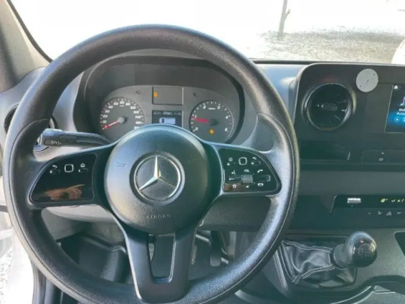 Mercedes-Benz Sprinter usata a Massa-Carrara (10)