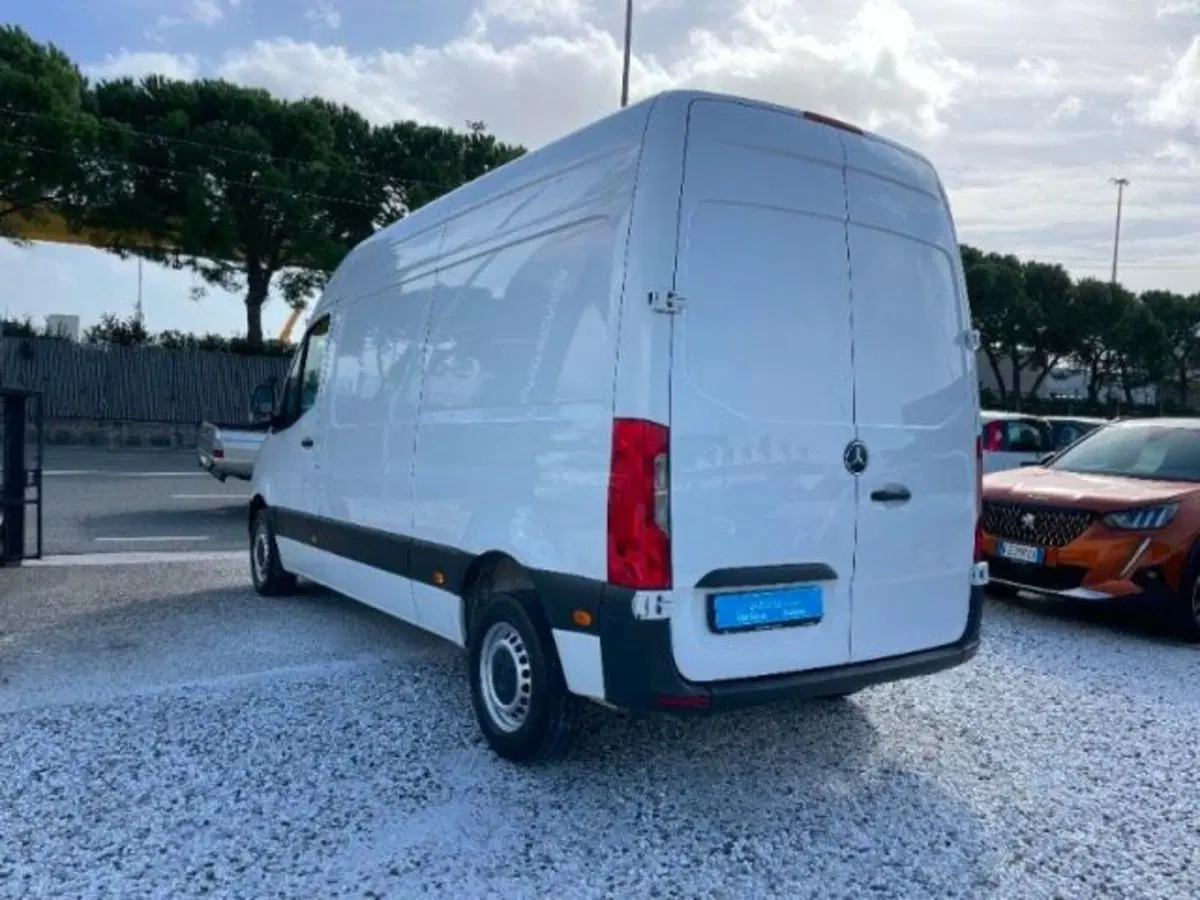 Mercedes-Benz Sprinter usata a Massa-Carrara (6)