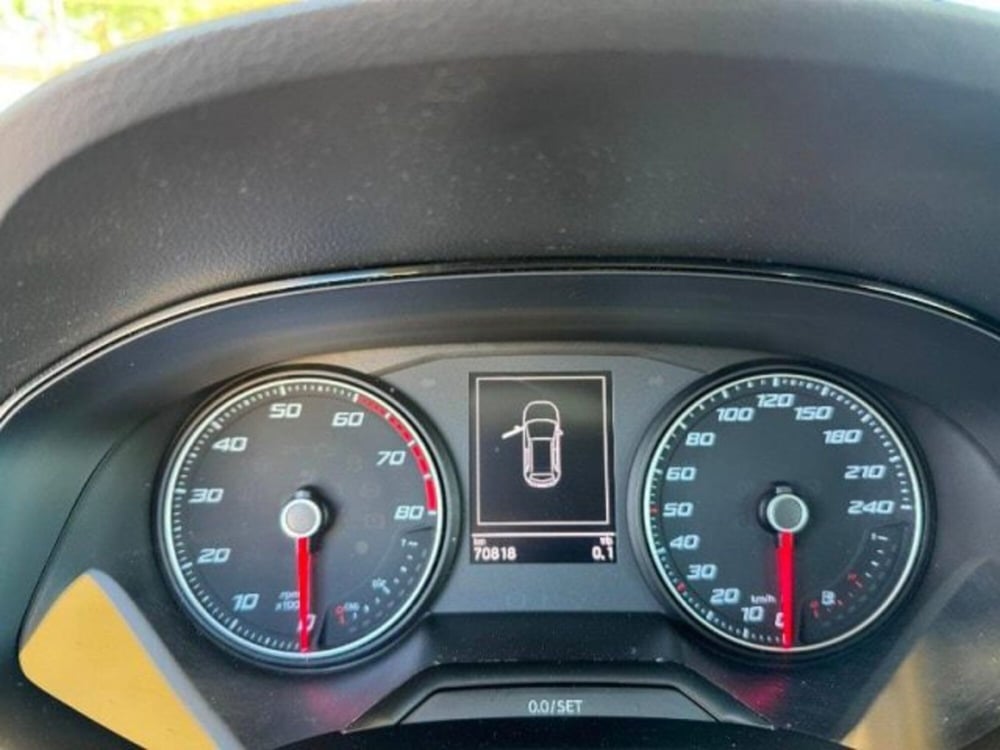 SEAT Arona usata a Massa-Carrara (7)