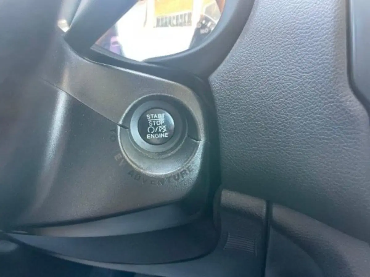 Jeep Renegade usata a Massa-Carrara (10)