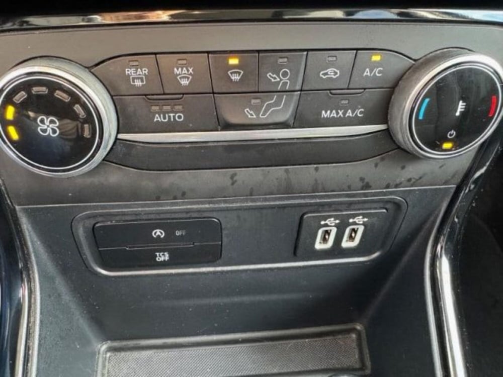 Ford EcoSport usata a Massa-Carrara (12)