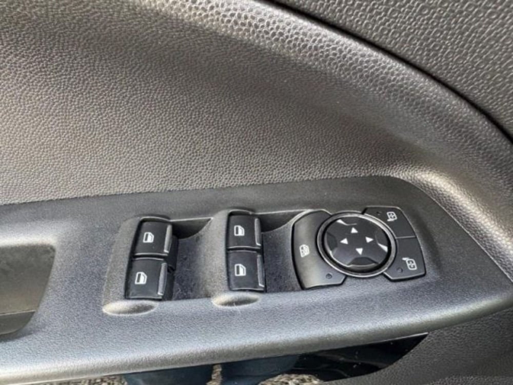 Ford EcoSport usata a Massa-Carrara (13)