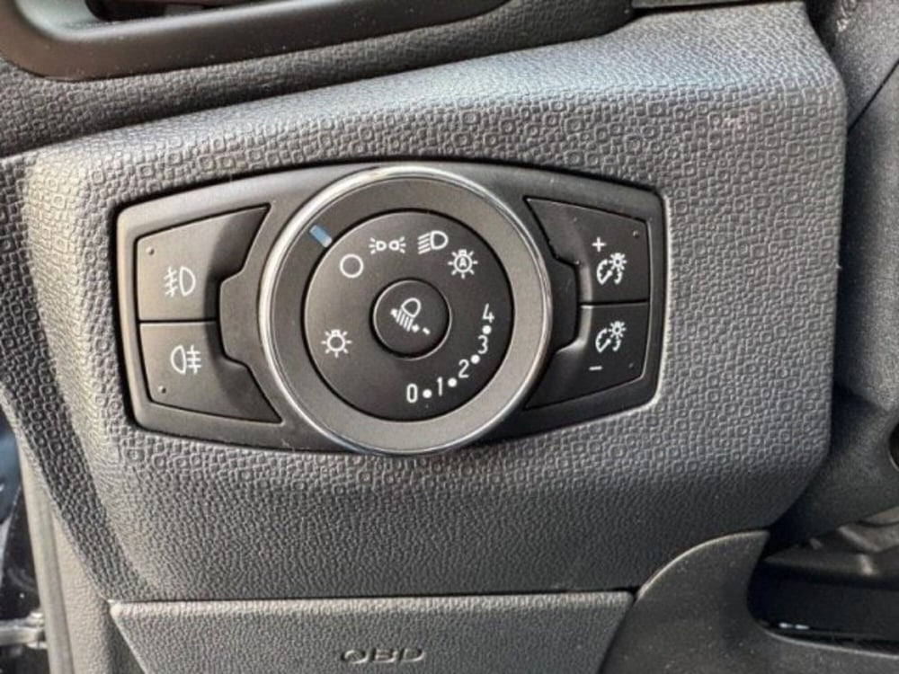 Ford EcoSport usata a Massa-Carrara (14)