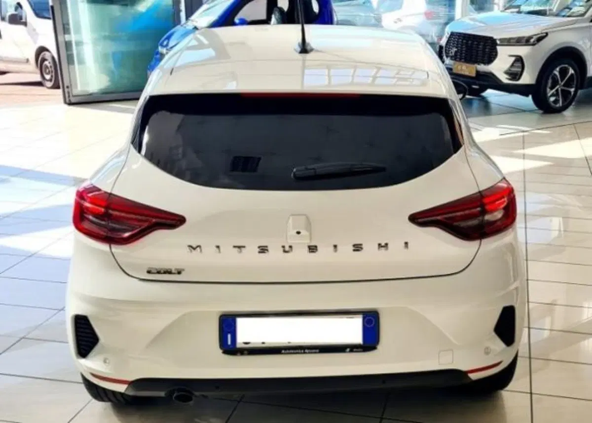 Mitsubishi Colt usata a Massa-Carrara (3)