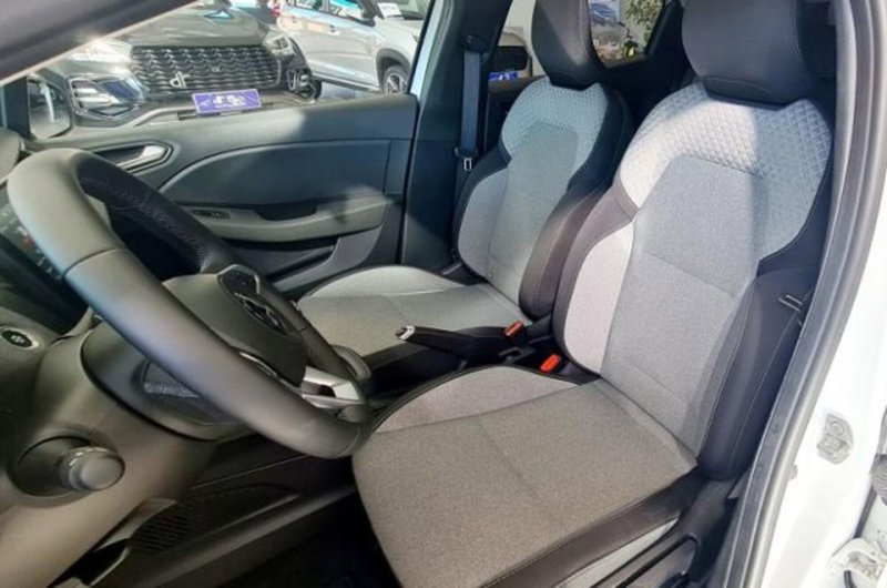 Mitsubishi Colt usata a Massa-Carrara (8)