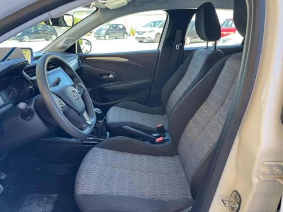 Opel Corsa usata a Massa-Carrara (10)