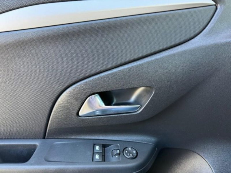 Opel Corsa usata a Massa-Carrara (15)