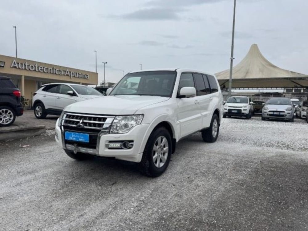 Mitsubishi Pajero usata a Massa-Carrara (2)