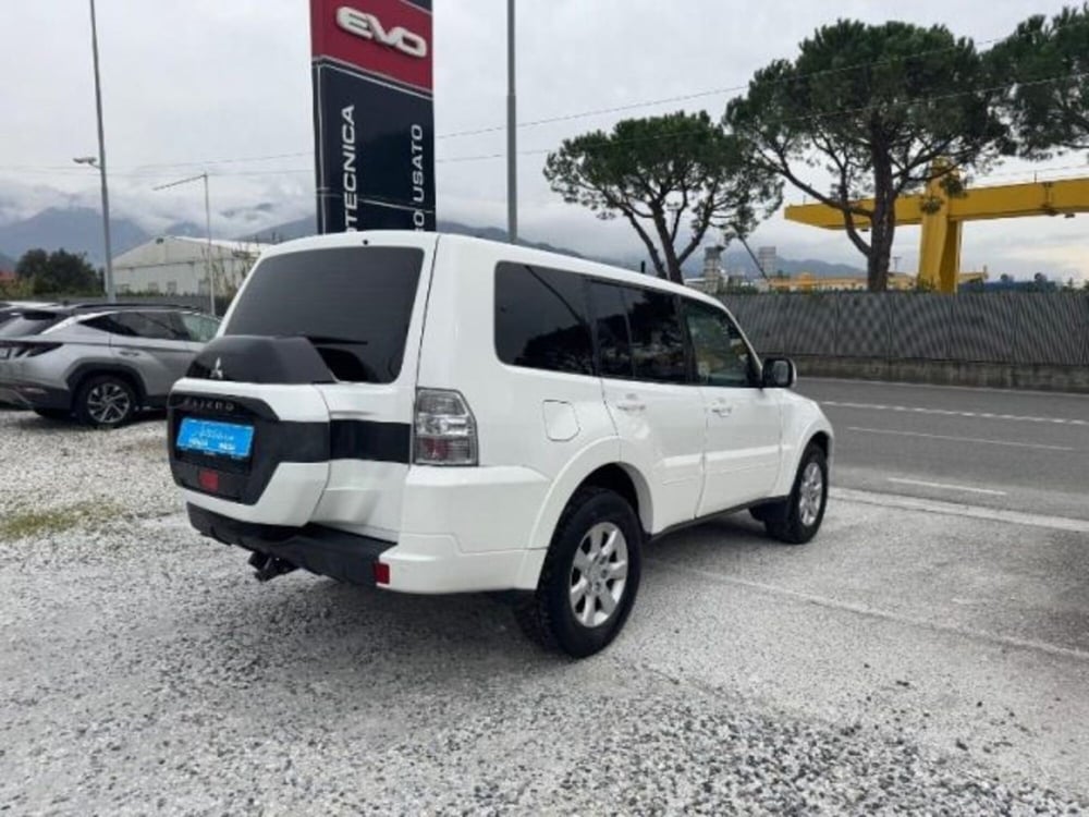 Mitsubishi Pajero usata a Massa-Carrara (4)