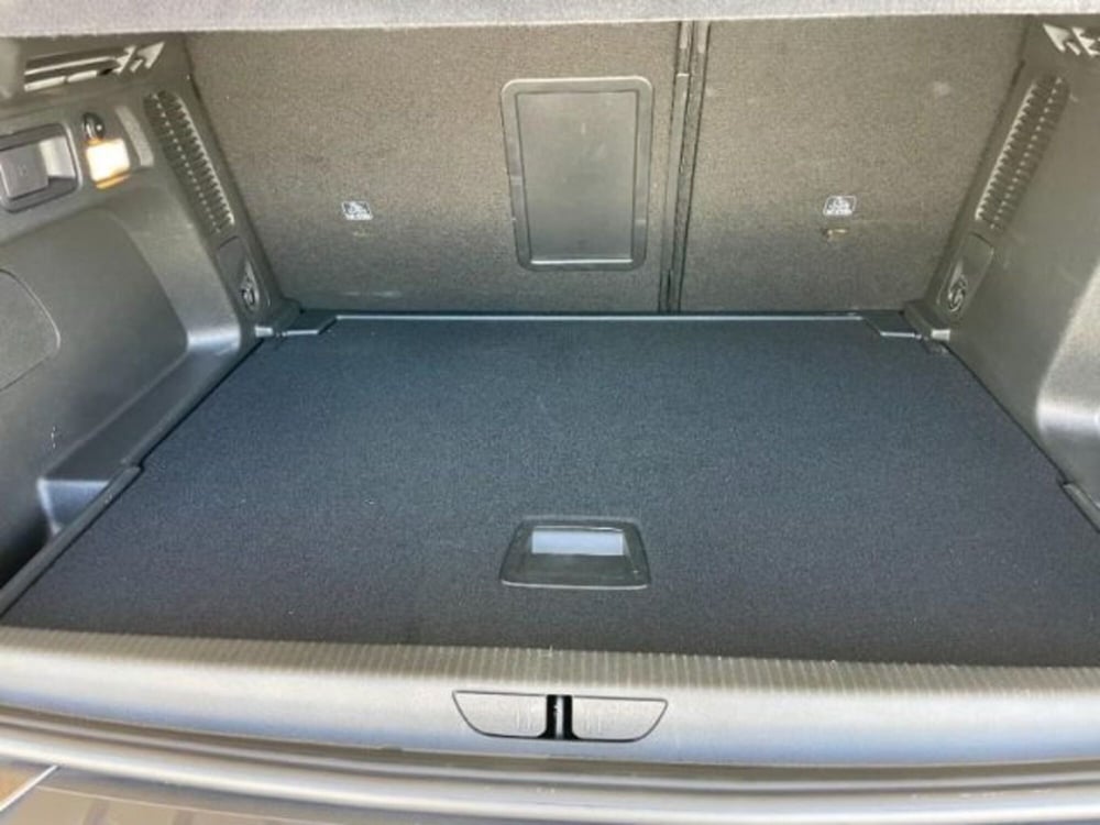 Opel Grandland X usata a Massa-Carrara (14)