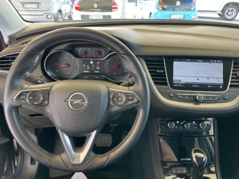 Opel Grandland X usata a Massa-Carrara (8)