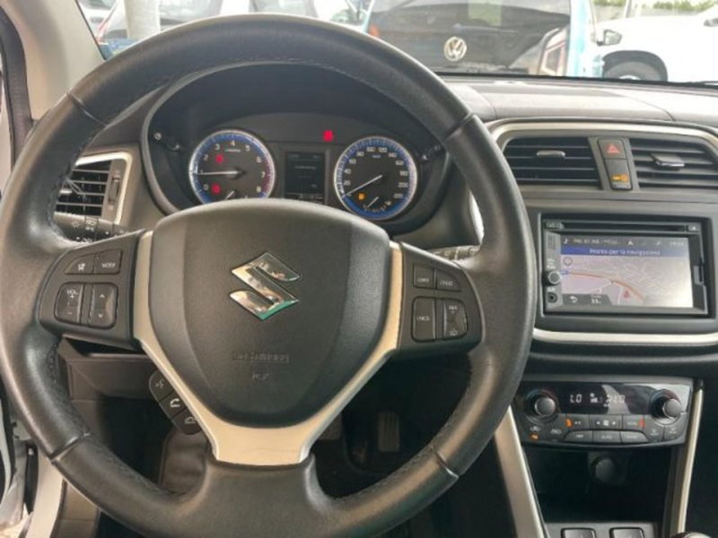 Suzuki S-Cross usata a Massa-Carrara (8)
