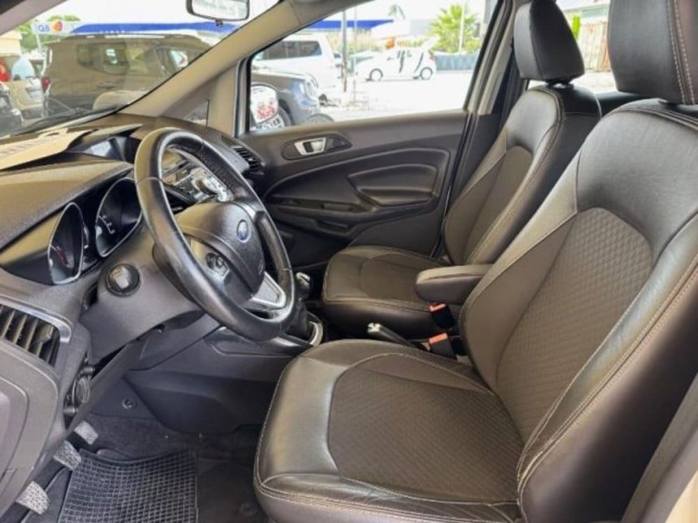 Ford EcoSport usata a Massa-Carrara (11)