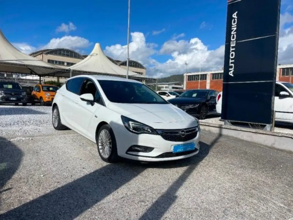 Opel Astra usata a Massa-Carrara
