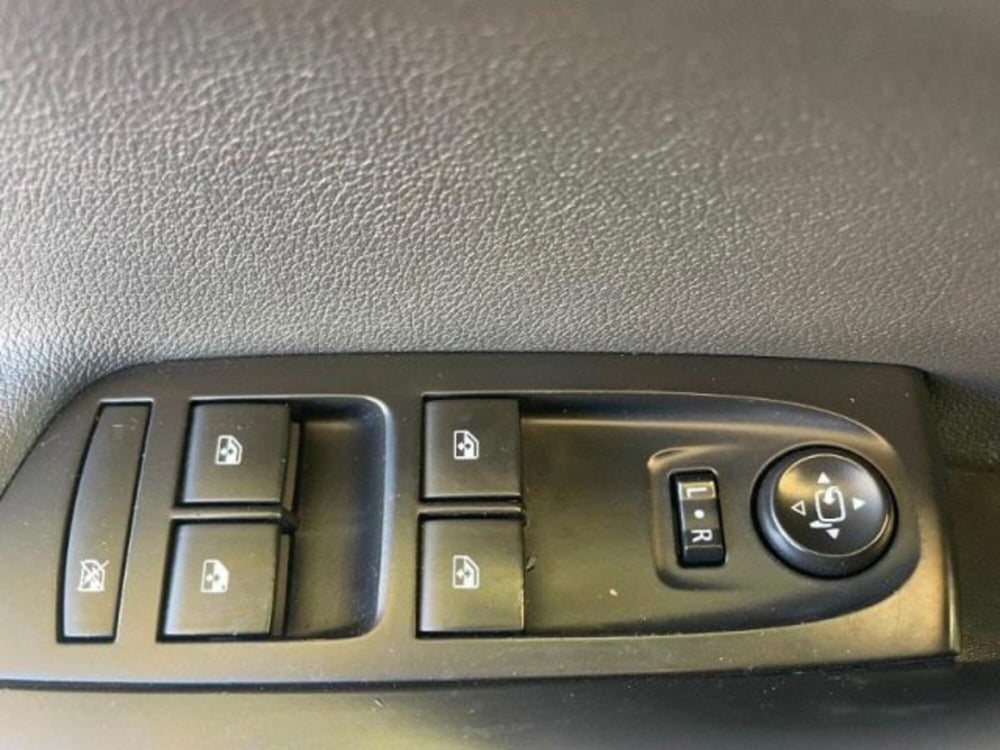 Opel Astra usata a Massa-Carrara (10)