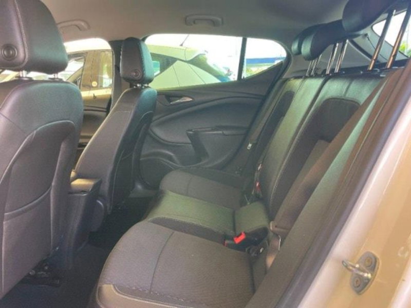 Opel Astra usata a Massa-Carrara (13)