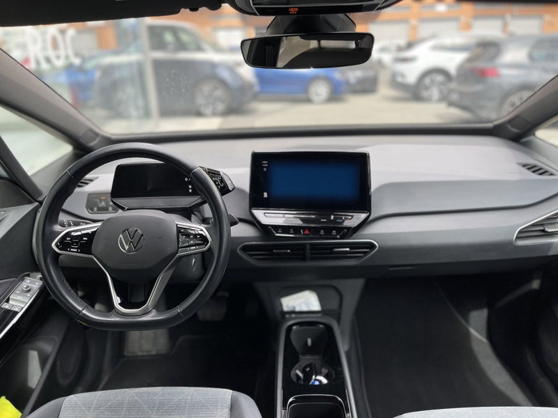 Volkswagen ID.3 usata a Genova (11)