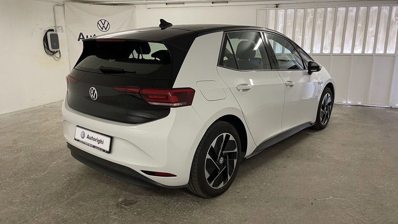 Volkswagen ID.3 usata a Genova (4)