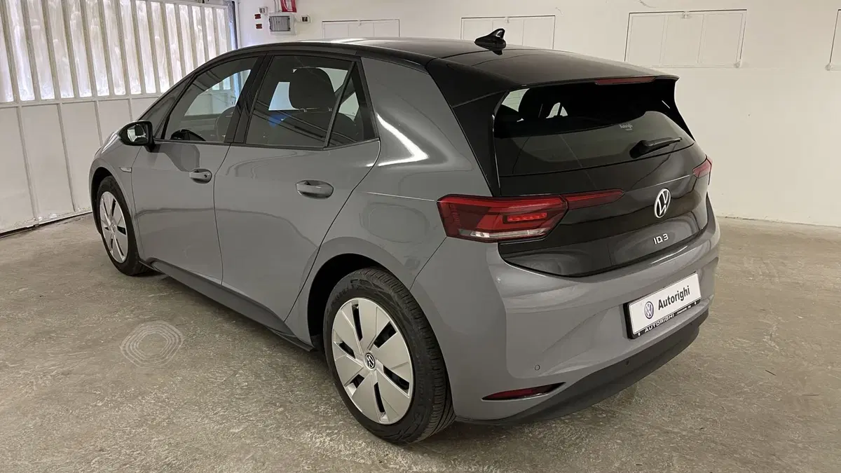 Volkswagen ID.3 usata a Genova (6)