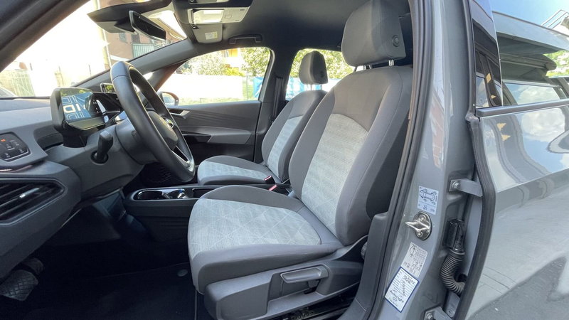 Volkswagen ID.3 usata a Genova (7)