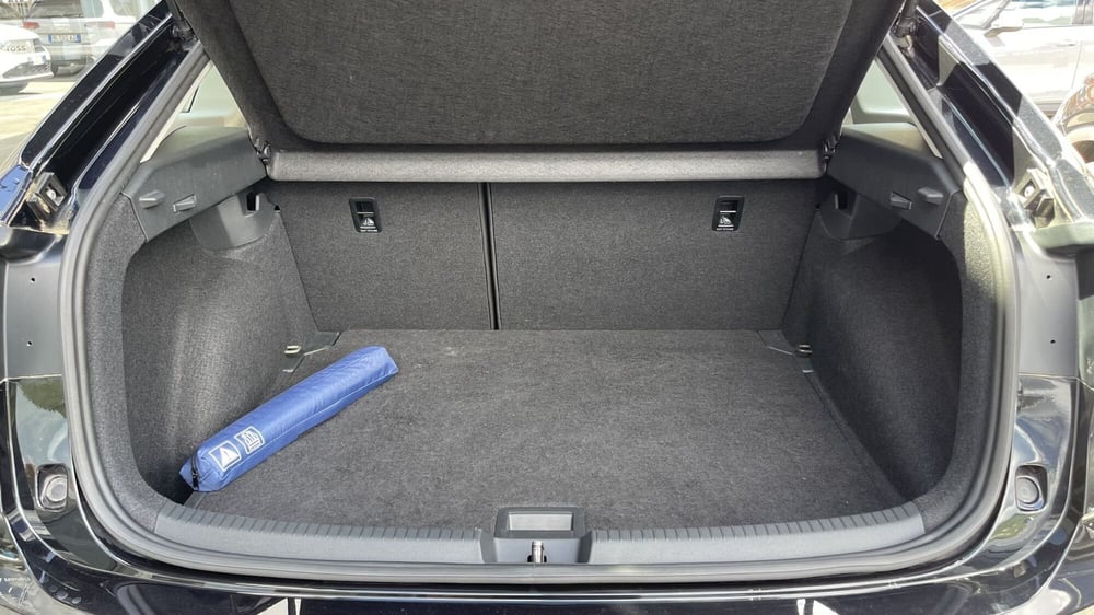Volkswagen Taigo usata a Genova (7)