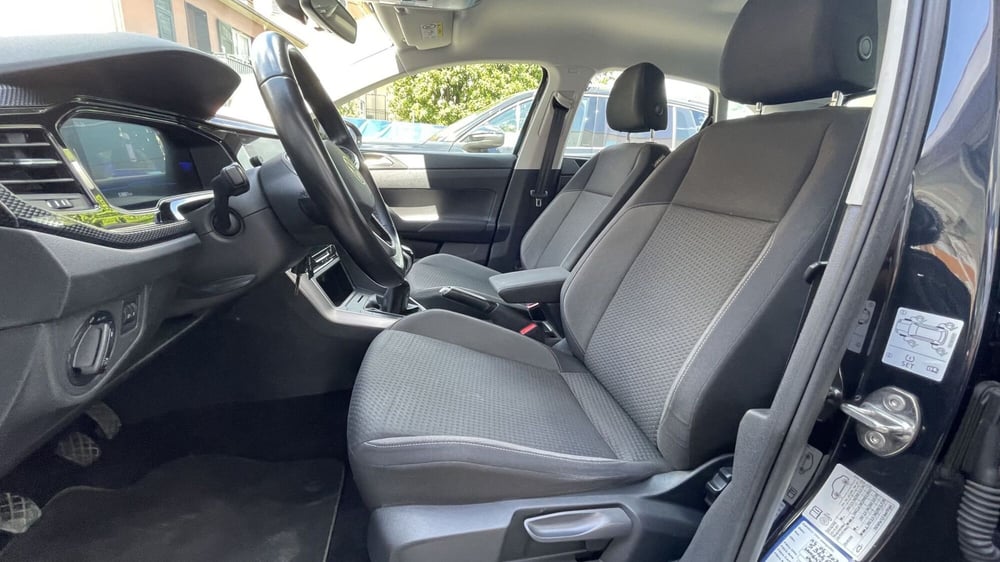 Volkswagen Taigo usata a Genova (8)