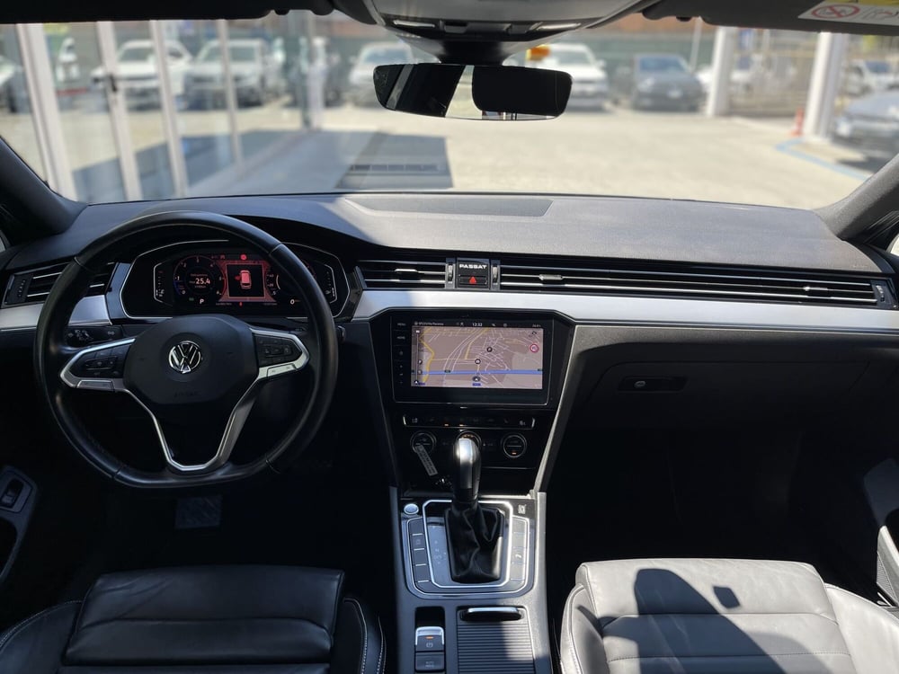 Volkswagen Passat usata a Genova (10)