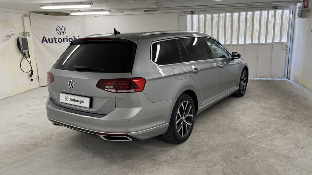 Volkswagen Passat usata a Genova (4)