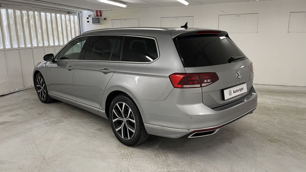 Volkswagen Passat usata a Genova (6)