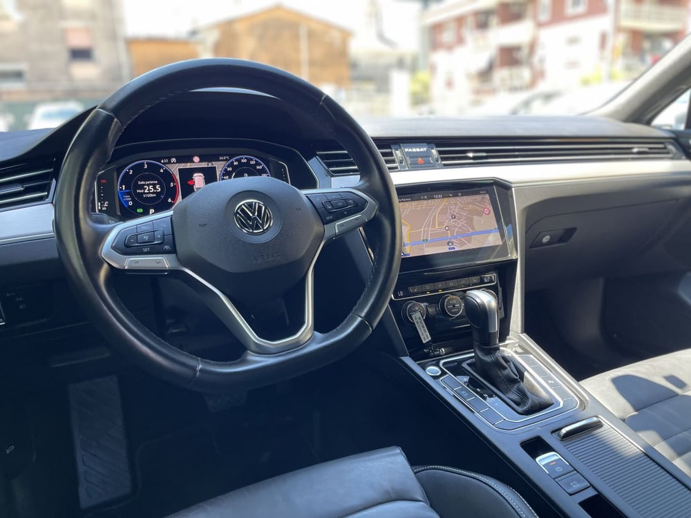 Volkswagen Passat usata a Genova (9)