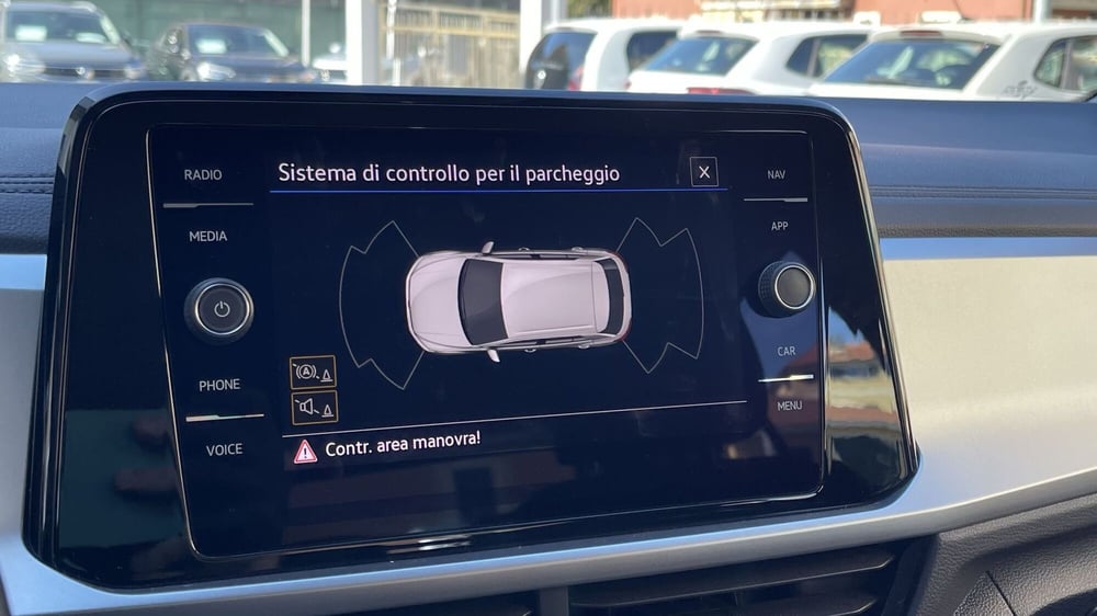 Volkswagen T-Roc usata a Genova (12)