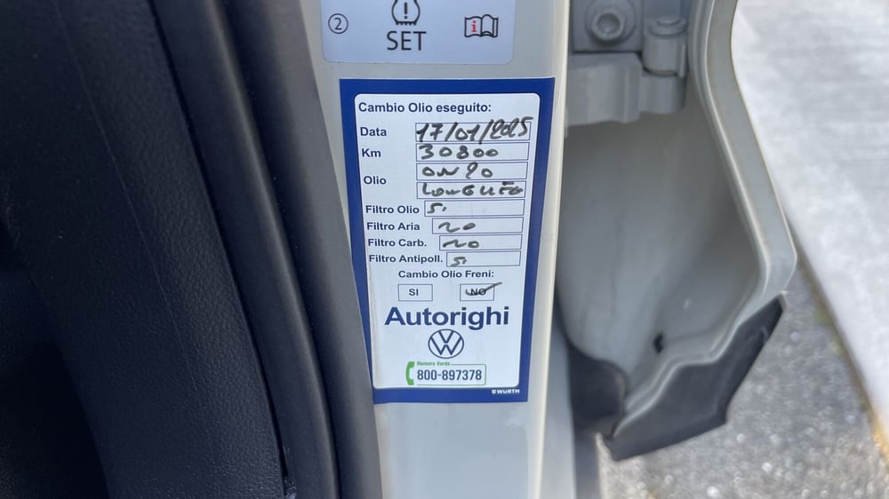 Volkswagen T-Roc usata a Genova (15)