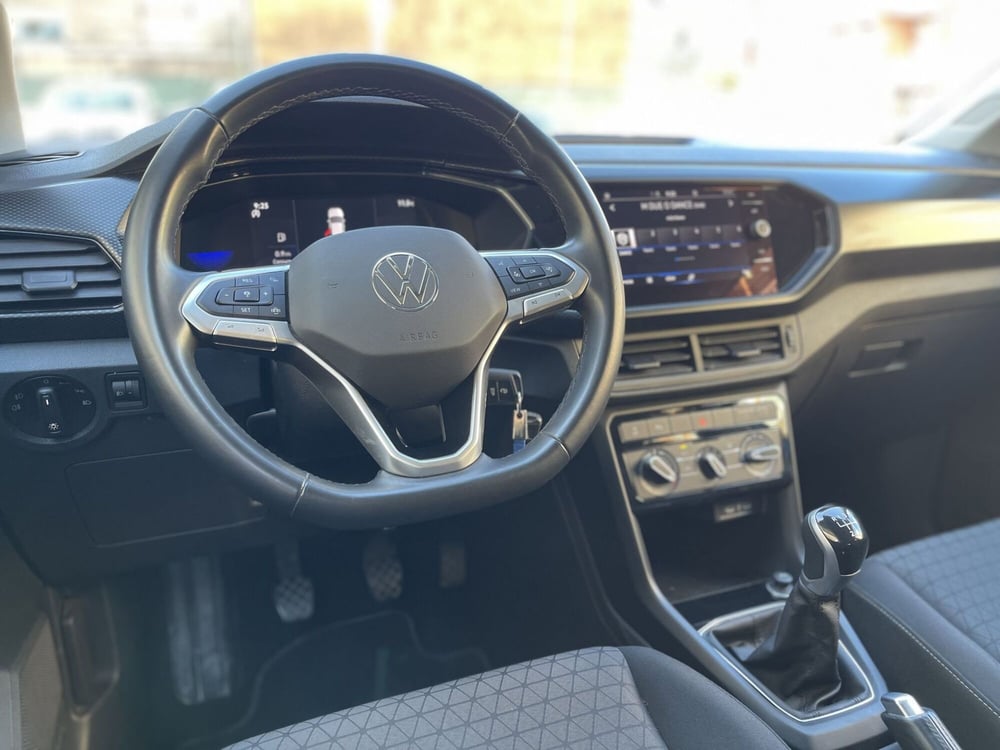 Volkswagen T-Cross usata a Genova (10)
