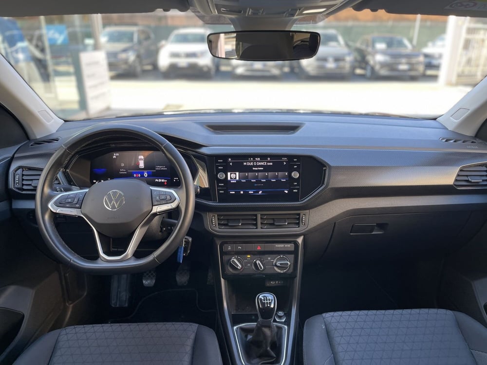 Volkswagen T-Cross usata a Genova (11)
