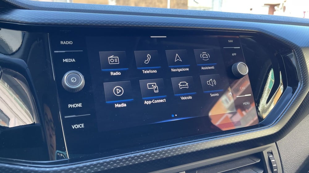 Volkswagen T-Cross usata a Genova (13)