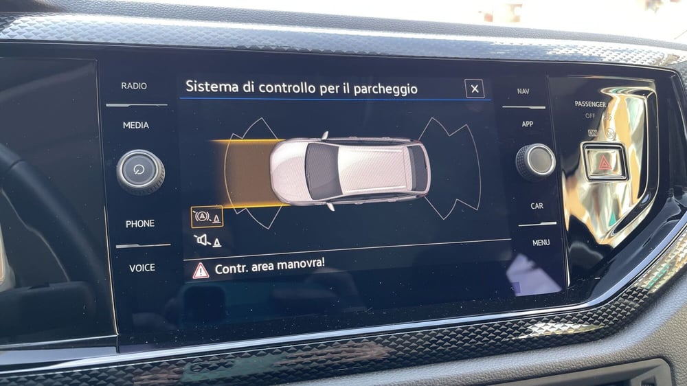 Volkswagen Taigo usata a Genova (13)