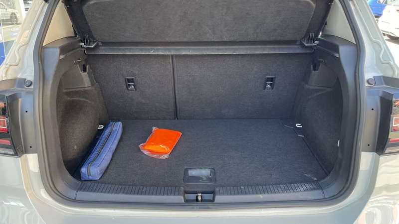 Volkswagen T-Cross usata a Genova (7)