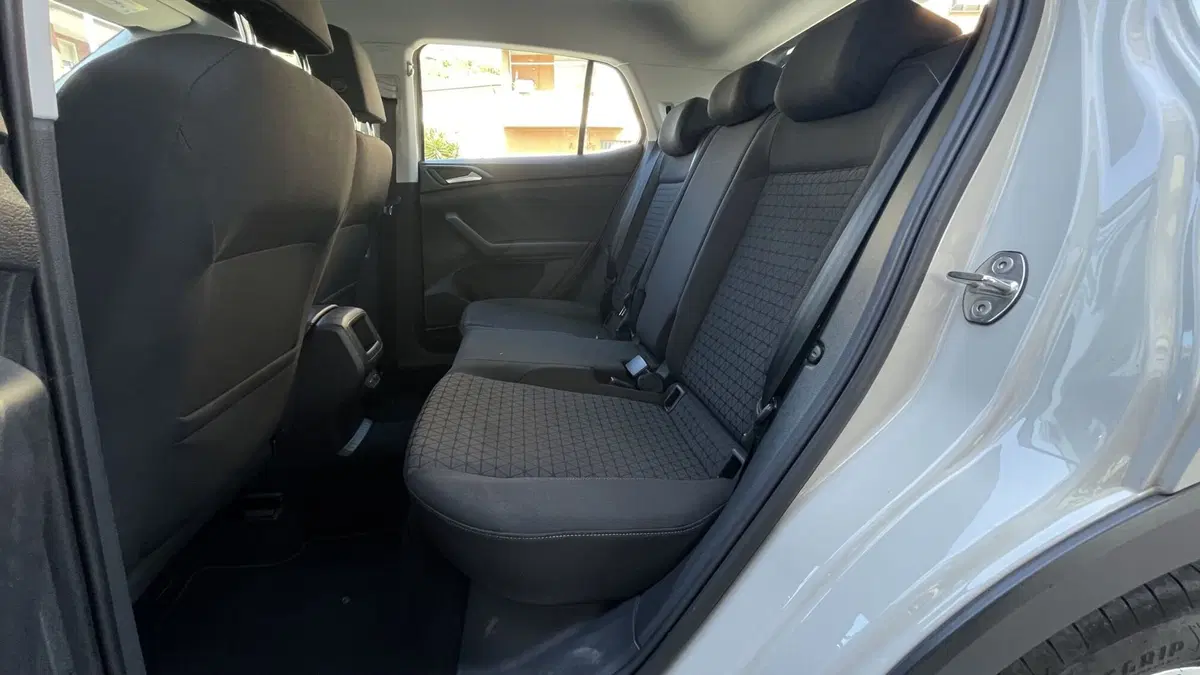 Volkswagen T-Cross usata a Genova (9)