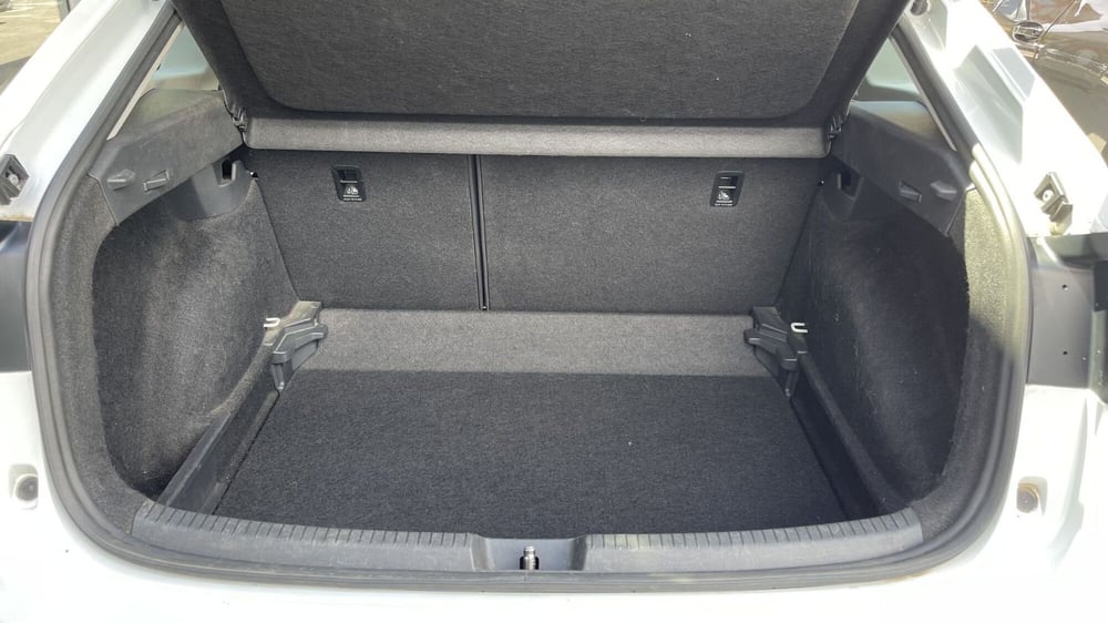 Volkswagen Taigo usata a Genova (7)