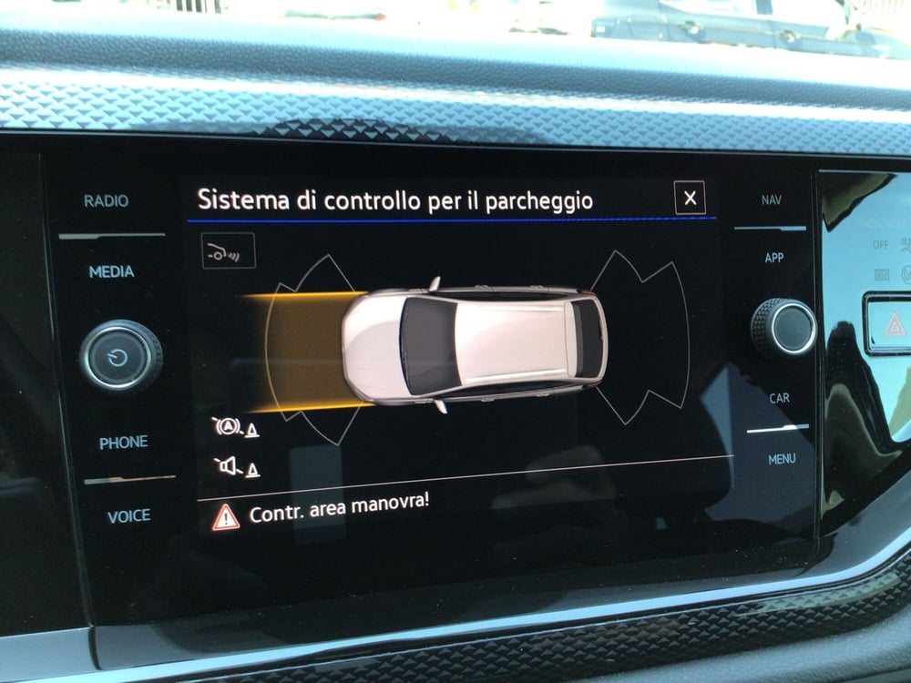 Volkswagen Taigo usata a Genova (11)