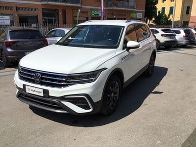 Volkswagen Tiguan Allspace 1.5 tsi Life dsg del 2023 usata a Chiavari