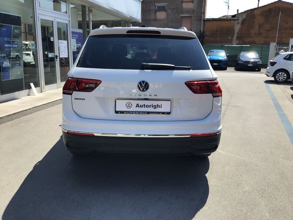 Volkswagen Tiguan usata a Genova (5)
