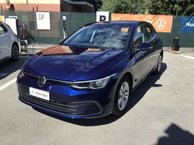 Volkswagen Golf 1.5 TGI DSG Life del 2022 usata a Chiavari