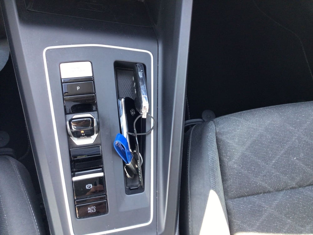 Volkswagen Golf usata a Genova (17)