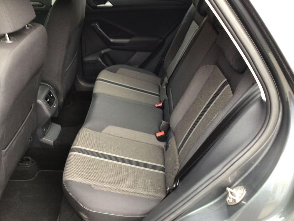 Volkswagen T-Roc usata a Genova (10)