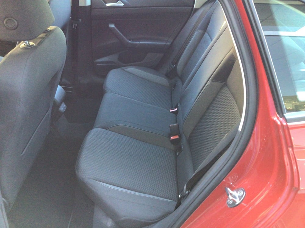 Volkswagen Taigo usata a Genova (9)